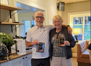 Margaretha och Tommy blev vinnarna i Aneby Näringslivs golfmästerskap 2024